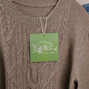 Etiquetas de papel con logotipo impreso de diseño personalizado etiquetas colgantes de ropa de lujo para ropa - Product Image 4