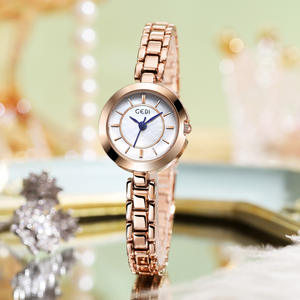 Montre-bracelet à quartz de luxe pour femme, petite montre minimaliste en alliage étanche - Product Image 1