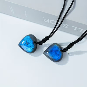 Collar con Colgante de Corazón de Labradorita, Cristal Natural, Piedra Curativa, Venta al Por Mayor - Product Image 1