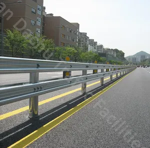 Barreiras de aço galvanizado AASHTO M111 para segurança rodoviária na China Fábrica
