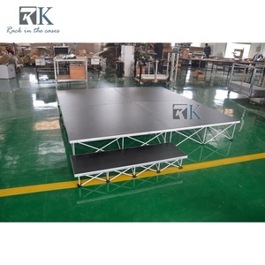 Plateforme de scène modulaire à installation rapide 4ftx4ft en promotion - Product Image 2