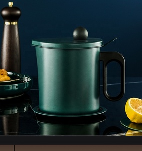 Récipient de <span class=keywords><strong>graisse</strong></span> d'huile de cuisson en acier inoxydable de 1.7 L pour la cuisine avec passoire à mailles fines et plateau de dessous de verre - Product Image 2