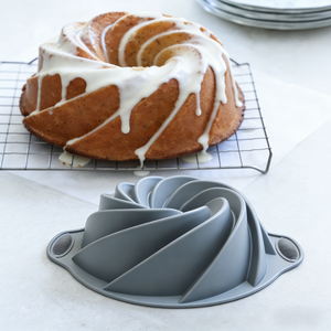 แม่พิมพ์<span class=keywords><strong>เค้ก</strong></span>ซิลิโคน 3 มิติ ลายวนขนาดใหญ่ ถาดทำขนม DIY ใช้ซ้ำได้ สำหรับอบ<span class=keywords><strong>เค้ก</strong></span> มูส ขนมอบ อุปกรณ์ทำขนม งานวัน<span class=keywords><strong>เกิด</strong></span> เยลลี่ - Product Image 4