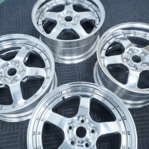 Cerchi in Lega Forgiati OEM Personalizzati a 3 Pezzi in Alluminio 6061 T6 Lucidati a Specchio, 5 Fori, Compatibili con BMW, Mercedes-Benz, Porsche - Product Image 5