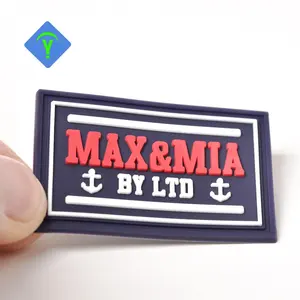 Beliebige Farbe 3D Wärme übertragung Silikone tikett Geprägtes Logo PVC Gummi Patch Für Kleidung/Tasche