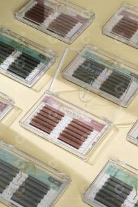 ขนตาแบนสีน้ำตาลเข้มเคลือบเงา0.20มม. C Curl ส่วนขยายสีช็อคโกแลตที่อุดมไปด้วยการออกแบบในเกาหลีเพื่อให้ดูนุ่มเป็นธรรมชาติ - Product Image 6