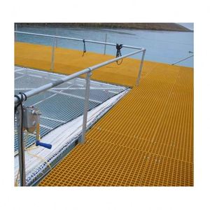 Plancher composite en fibre de verre antidérapant pour trottoir - Product Image 4