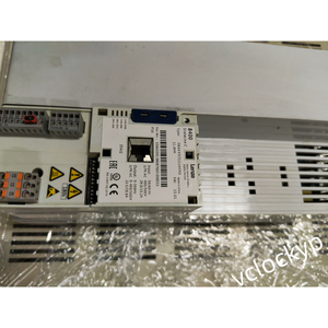 อินเวอร์เตอร์ LENZE รุ่น E84AVSCE1134SX0 11KW มือสอง - Product Image 1