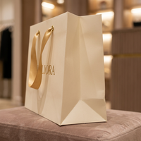 Sacs cadeaux personnalisés en papier d'art biodégradable et recyclable, gaufrés, avec poignées de luxe, mini-sacs d'emballage imprimés avec logos