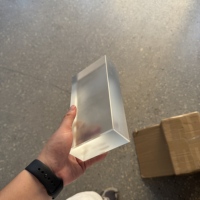 Kaca Kristal Padat Horizontal Matte Acid Etched Frosted Kekuatan Tinggi untuk Pembatas Tangga Villa, Ekspor Pabrik