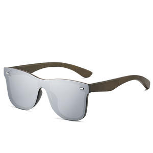 Nouveaux hommes à la mode <span class=keywords><strong>lunettes</strong></span> de soleil polarisées femmes décoration intégrée bambou bois <span class=keywords><strong>lunettes</strong></span> de soleil en gros <span class=keywords><strong>2023</strong></span> - Product Image 5