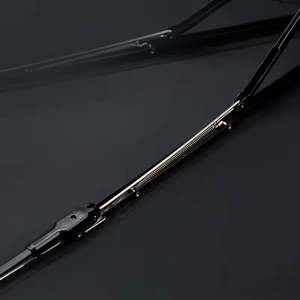 Parapluie pliant automatique trois volets noir en caoutchouc pour femme, double usage soleil et pluie, avec logo personnalisé, design classique, vente en gros - Product Image 5