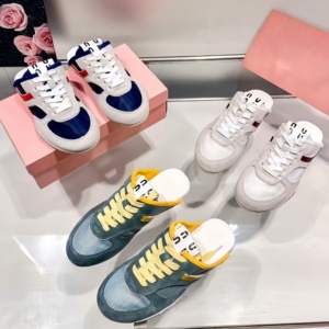 Chaussures décontractées d'été pour femmes de haute qualité, élégantes et luxueuses, baskets plates légères, respirantes et confortables - Product Image 1