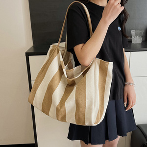 Borsa Tote in Tela di Cotone Oversize <span class=keywords><strong>a</strong></span> Righe Rosse e Bianche, Ecologica, da Donna, con Logo Personalizzato, per Spiaggia e Spesa, con Scomparti e Tasca - Product Image 2