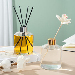 Difusor de Aroma para el Hogar, Botella Redonda de Vidrio Vací<span class=keywords><strong>a</strong></span> de 300 ml para Aceites Esenciales, con Tapa de Madera y Varillas - Product Image 1