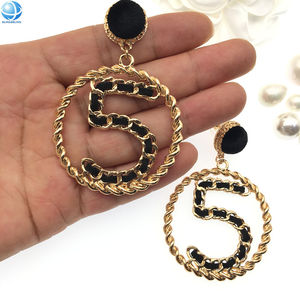 Joyería <span class=keywords><strong>de</strong></span> moda CC GG Número 5 Pendientes colgantes Joyas reutilizadas chapadas en oro Pendientes <span class=keywords><strong>de</strong></span> tuerca inspirados en diseñador <span class=keywords><strong>de</strong></span> marca famosa - Product Image 5