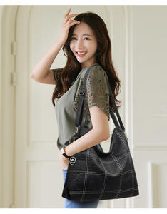 Bolsos de mano personalizados de gran capacidad a la moda, bolso de mano clásico elegante con cremallera de cuero Pu para mujer - Product Image 3