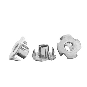 Nhà sản xuất cung cấp tùy chỉnh cường độ cao thép không gỉ bốn Claw Nut Chất lượng cao Metric TEE NUT - Product Image 4