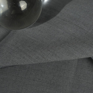 Tejido de lana merino de alta densidad, hilado fino con variaciones de latitud y longitud, adecuado para trajes - Product Image 6