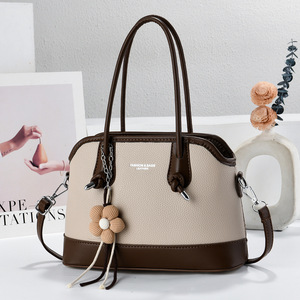 Sac à main color-block avec porte-clés poupée, taille moyenne, sac à bandoulière quotidien, style tendance, été 2026, doublure en polyester - Product Image 1