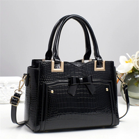 Sac à main à bandoulière en cuir synthétique pour femmes fourre-tout tendance de marque personnalisée de créateur dernier cri