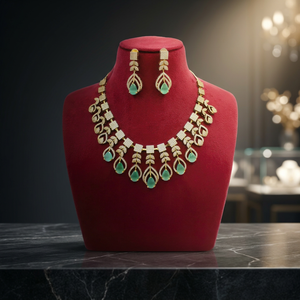 Juego de Collar Gargantilla Chapado en Oro de Alta Calidad con Diamantes Americanos y Pendientes de Boda con Gema de Circonita Cúbica en Forma de Lágrima Verde Esmeralda - Product Image 2