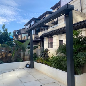 Toldo de aluminio de tamaño personalizado eléctrico de lujo para exteriores, proveedor de <span class=keywords><strong>patio</strong></span>, toldo retráctil de gran tamaño para jardín, fábrica - Product Image 4