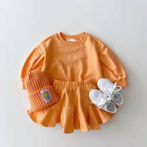 Conjunto de Ropa al por Mayor para Niñas Pequeñas 2022, Sudadera con Capucha de Manga Larga y Falda, Color Sólido - Product Image 6