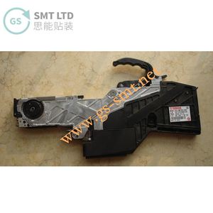Pièces SMT compatibles avec la machine de la série YS : SS 8 mm KHJ-MC100-007, alimentateur de ruban KHJ-MC100-008, année 2014 - Product Image 1