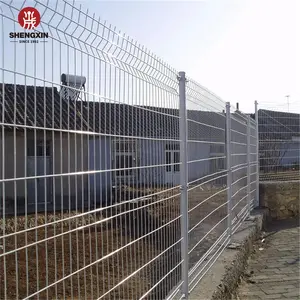 Pvc涂层铁丝网护栏板/鹿围栏/焊接丝网卷