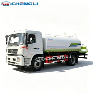 Camión Cisterna de Agua Verde Weichai Power de 14.7m³ para Riego de Carreteras y Paisajes - Product Image 1
