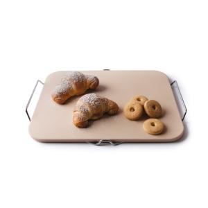 Pietra da Forno in Ceramica Excelsa 41,5x31,5x3,5 Cm Beige con Manici in Metallo e Tagliapizza - Product Image 3