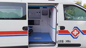 L'ambulanza NewenergyV20 a benzina è stata esportata per il trasferimento pazienti e il trattamento di emergenza in Africa e nel Sud-est asiatico - Product Image 4