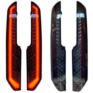 Feu arrière homologué CYH avec éclairage de plaque d'immatriculation, clignotant jaune, feu arrière LED CYH pour Ford Transit - Product Image 1