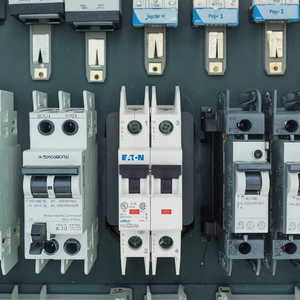   Disjuntores Miniatura Série FAZ Muller: Disjuntores Pequenos de Alta Performance - Product Image 4