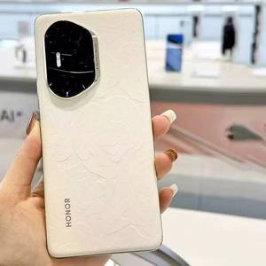 Nuovo Smartphone Honor 300 Ultra 5G, Schermo 6.78 Pollici, Snapdragon 8 Gen 3 Octa-core, Batteria ad Alta Capacità 5300mAh, Caricatore 100W, MagicOS <span class=keywords><strong>9</strong></span> - Product Image 4