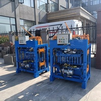 Machine à fabriquer des briques écoénergétiques à usage domestique, semi-automatique, pour la fabrication de briques creuses, pour les projets de construction