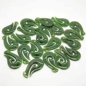 Hot Selling Natural Gemstone Jewelry Engraved Pendant Hook Natural Nephrite Green Jade Fish Hook Pendant