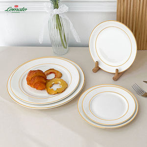 Plato de Cerámica Personalizado Ecológico Moderno Blanco de Lujo con Borde Dorado, Platos Hondos de Porcelana Fina para Hoteles y Restaurantes de Alta Gama - Product Image 4