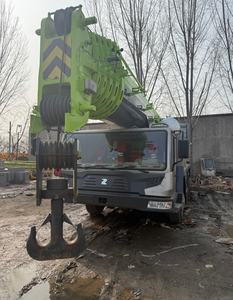 Grúa sobre Camión Zoomlion ztc1300v 130t de Segunda Mano, Grúa Todoterreno Qy130v Ztc1300v Qay130 Qay200 Ztc1000v - Product Image 1