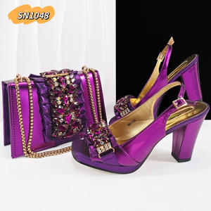 Комплект из туфель и сумочки красного цвета с бантом-бабочкой и стразами, 2025 туфли на высоком каблуке и сумки со стразами - Product Image 2