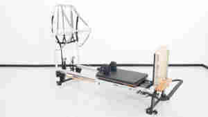 2026 Reformer Pilates Romany en bois d'érable, couleur personnalisée, avec demi-tourne et trapèze, durable, pour fitness, <span class=keywords><strong>musculation</strong></span> et entraînement du tronc - Product Image 2