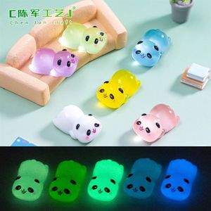 Weij Landscape - Linda <span class=keywords><strong>Casa</strong></span> de Panda Luminosa, Accesorios Decorativos para Bolsas Ciegas, Mini Adornos de Escritorio - Product Image 2