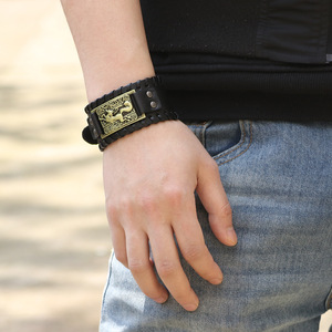 European Style Leather <b>Bangle</b> With Animal Pattern <b>Copper</b> Alloy Unisex Bracelet - Product Image 4
