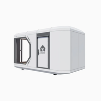 Maison capsule à installation rapide avec fenêtre panoramique pour camping et chantier