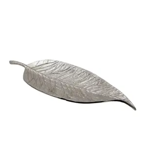 Plateau de service moderne luxueux en aluminium plaqué or, poli, en forme de feuille, de haute qualité, écologique, pour hôte - Product Image 2
