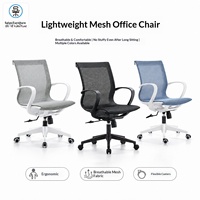Chaise de bureau ergonomique moderne et minimaliste avec accoudoirs, pivotante, à roulettes, siège en maille respirante, structure en plastique, chaise à 5 pieds
