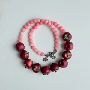 Collier ras du cou tendance SongYi avec breloques 3D fruits, perles colorées pêche et cerise, style esthétique dopamine, pour un look estival original - Product Image 2