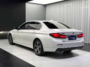 <span class=keywords><strong>BMW</strong></span> 530 Li <span class=keywords><strong>X</strong></span> Drive 2.0 T Luxury Package <span class=keywords><strong>2022</strong></span> (Versión Revisada) Transmisión Automática - Product Image 2