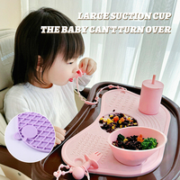 Usine personnalisée 100% silicone bébé mangeant un napperon antidérapant pour la sécurité des enfants et un tapis de table à manger facile à nettoyer